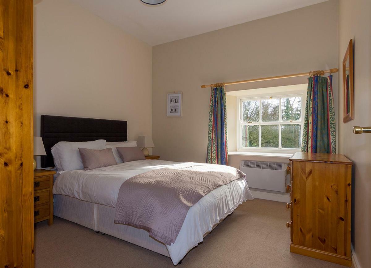Townley Hall Apartments Slane Exteriör bild