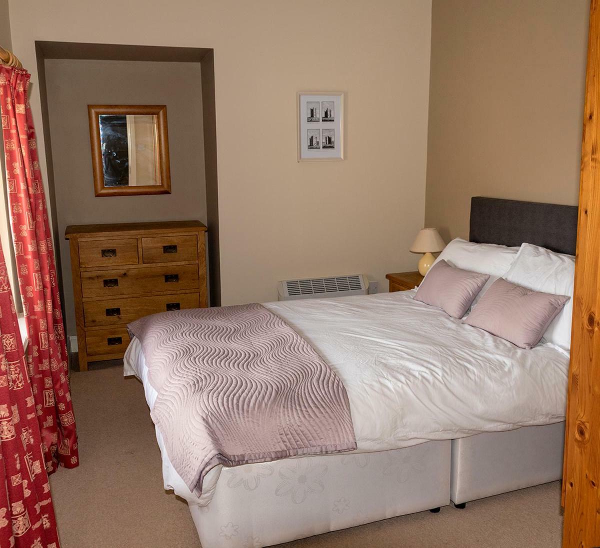 Townley Hall Apartments Slane Exteriör bild